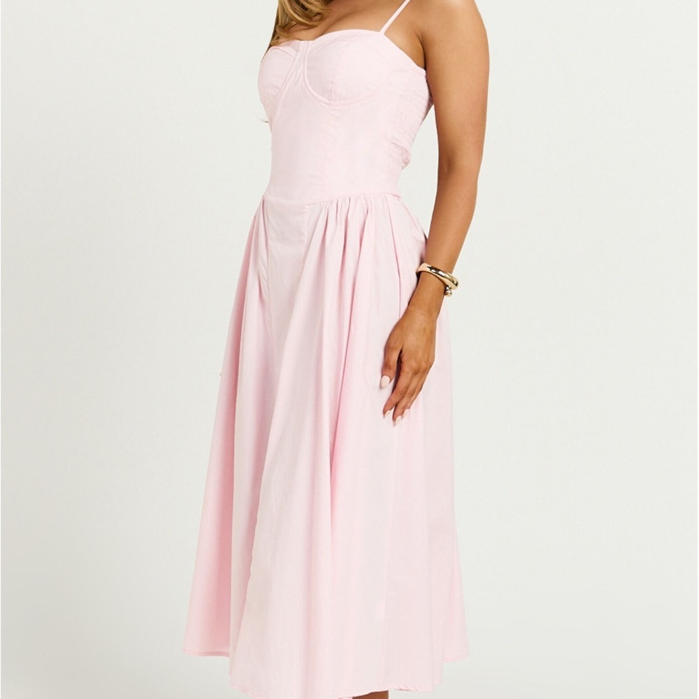 🎉NWT. Showpo Pink Pleated Midi Dress for Prom - Picture 4 of 8